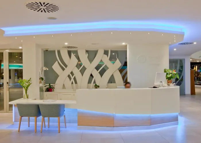 Marvell Club Hotel & Apartments